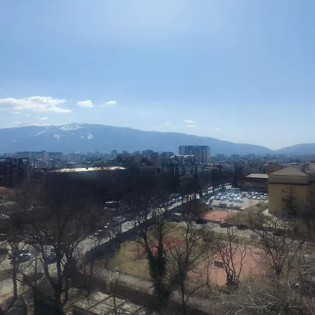 Apartment Mountain View