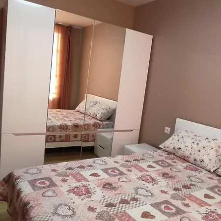 Mountain View Apartment Sofia