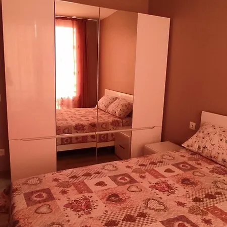 Mountain View Apartment Sofia