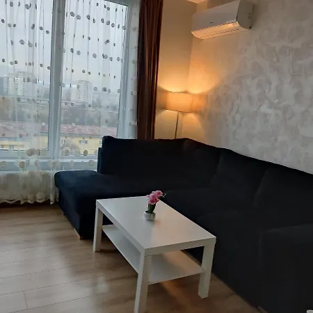 Mountain View Apartment *